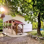 Ravno By Interhome