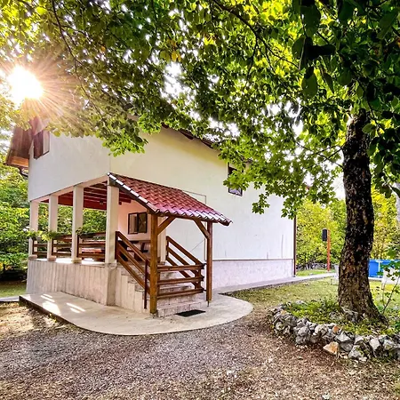 Ravno By Interhome