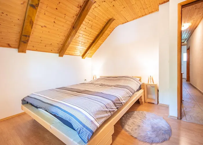 Casa de Férias Ravno By Interhome *
